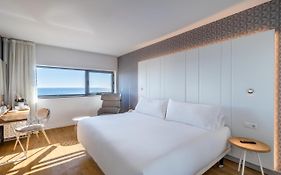 Occidental Atenea Mar